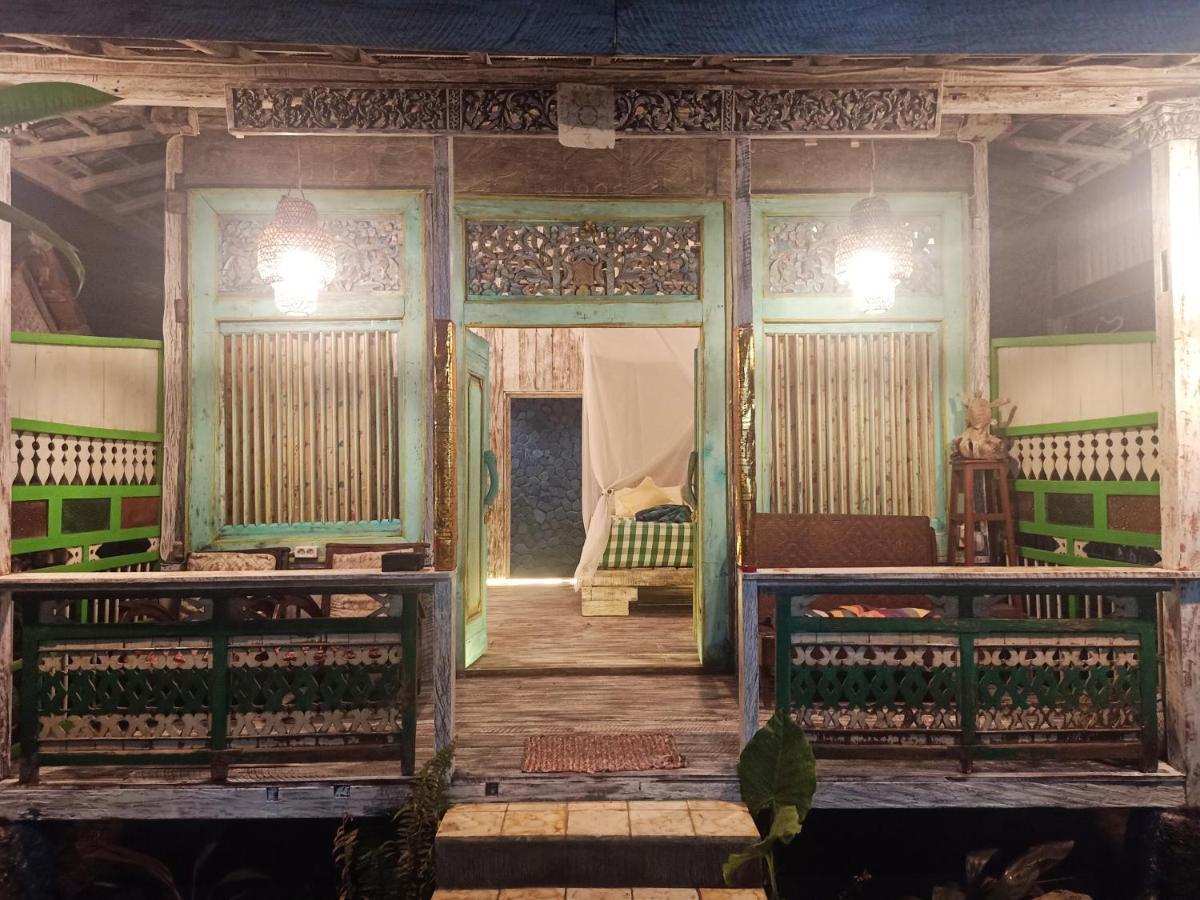 Santhiku Hotel & Spa Lovina  Bagian luar foto