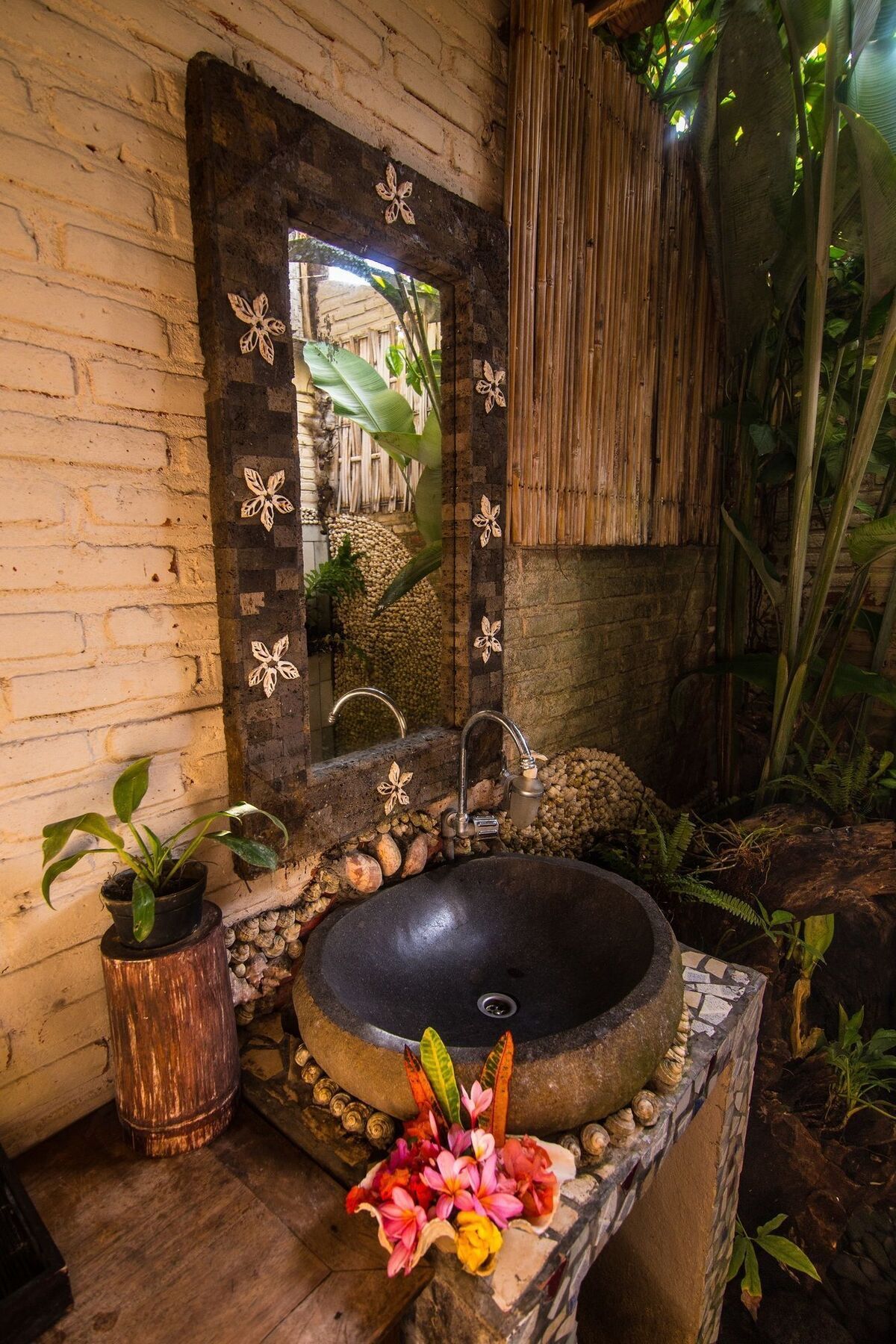 Santhiku Hotel & Spa Lovina  Bagian luar foto
