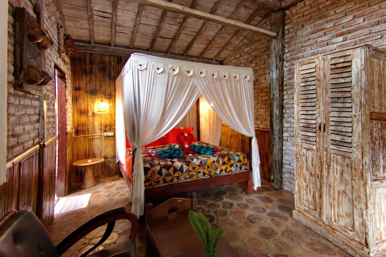 Santhiku Hotel & Spa Lovina  Bagian luar foto